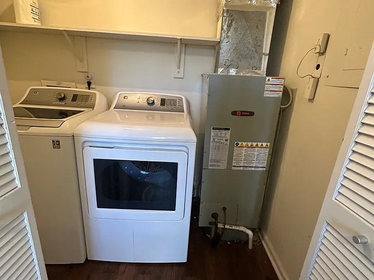 Washer dryer off the kitchen included