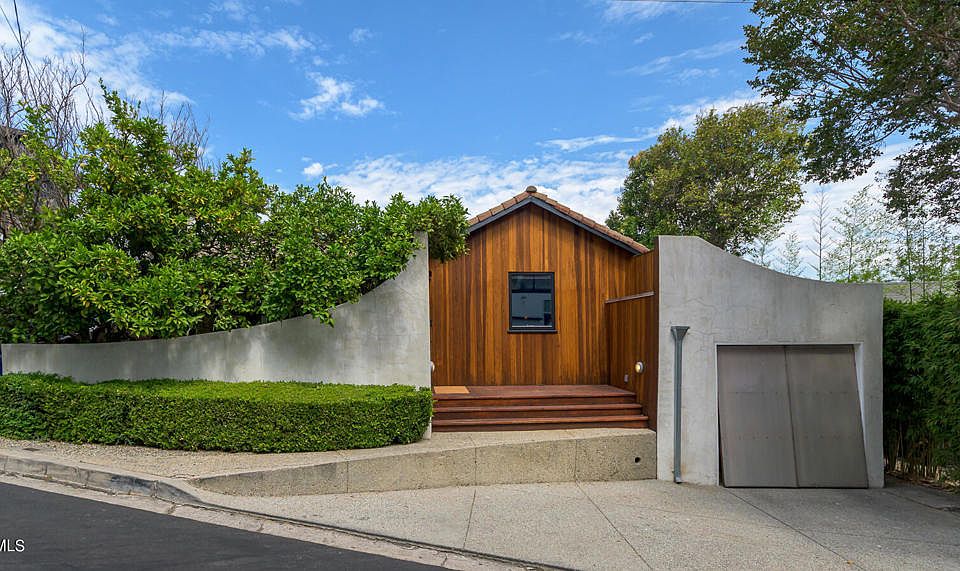 1st image of 1817 Lucile Ave