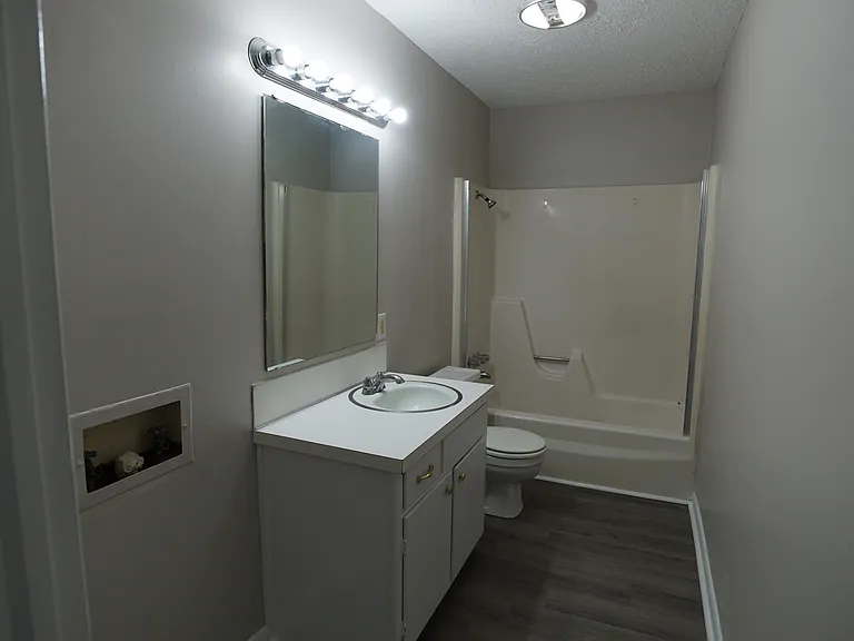 646 3rd St SE #646 — Photo 9