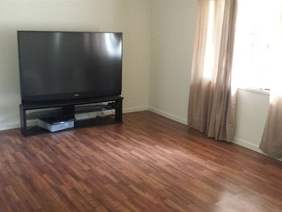 4th image of 6926 Berquist Ave