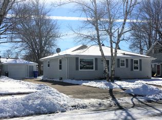 1131 W Taylor St, Appleton, WI 54914
