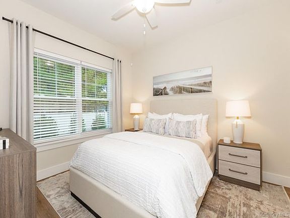 2nd image of 205 Romar Ct W