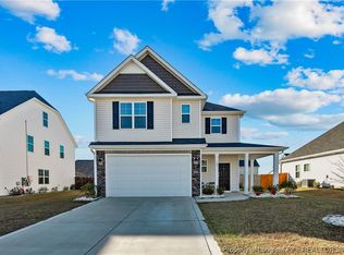 140 Verdmont Dr, Raeford, NC 28376