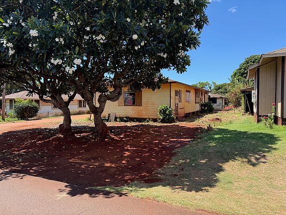 2nd image of 4873A Alii Rd