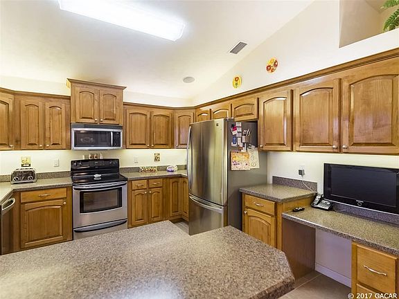 2nd image of 9513 SW 99th Pl