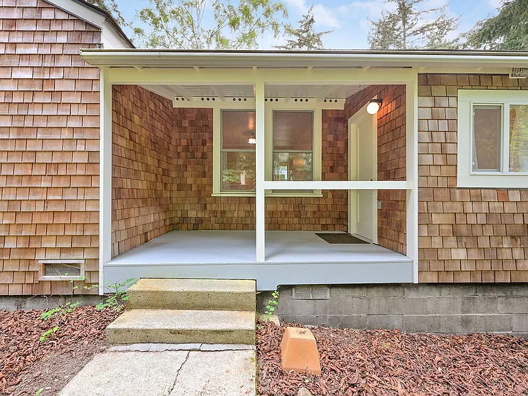 1608 Walnut St — Photo 35