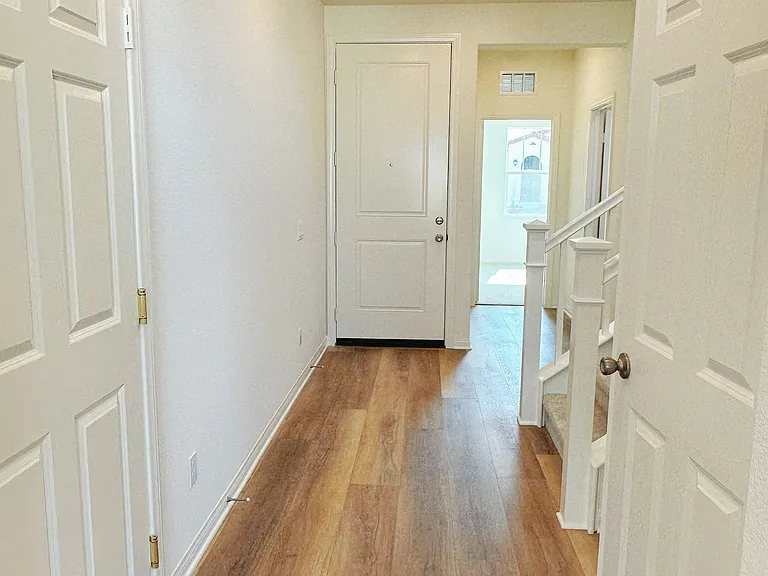 19476 Season Grove Dr — Photo 11