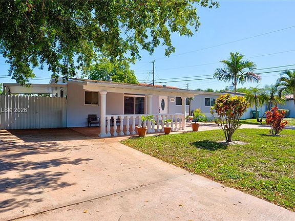 5th image of 7855 SW 22nd St