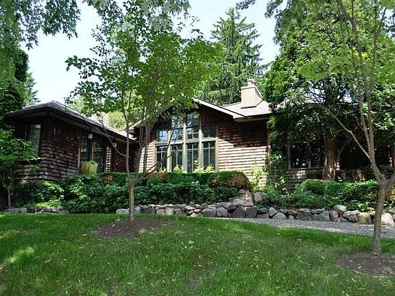 3rd image of 3530 W Huron River Dr