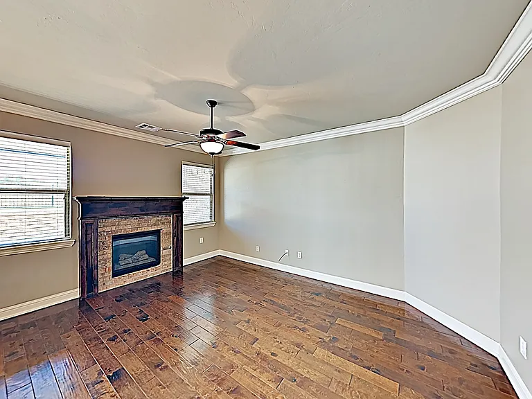 2125 Turtle Creek Dr — Photo 4