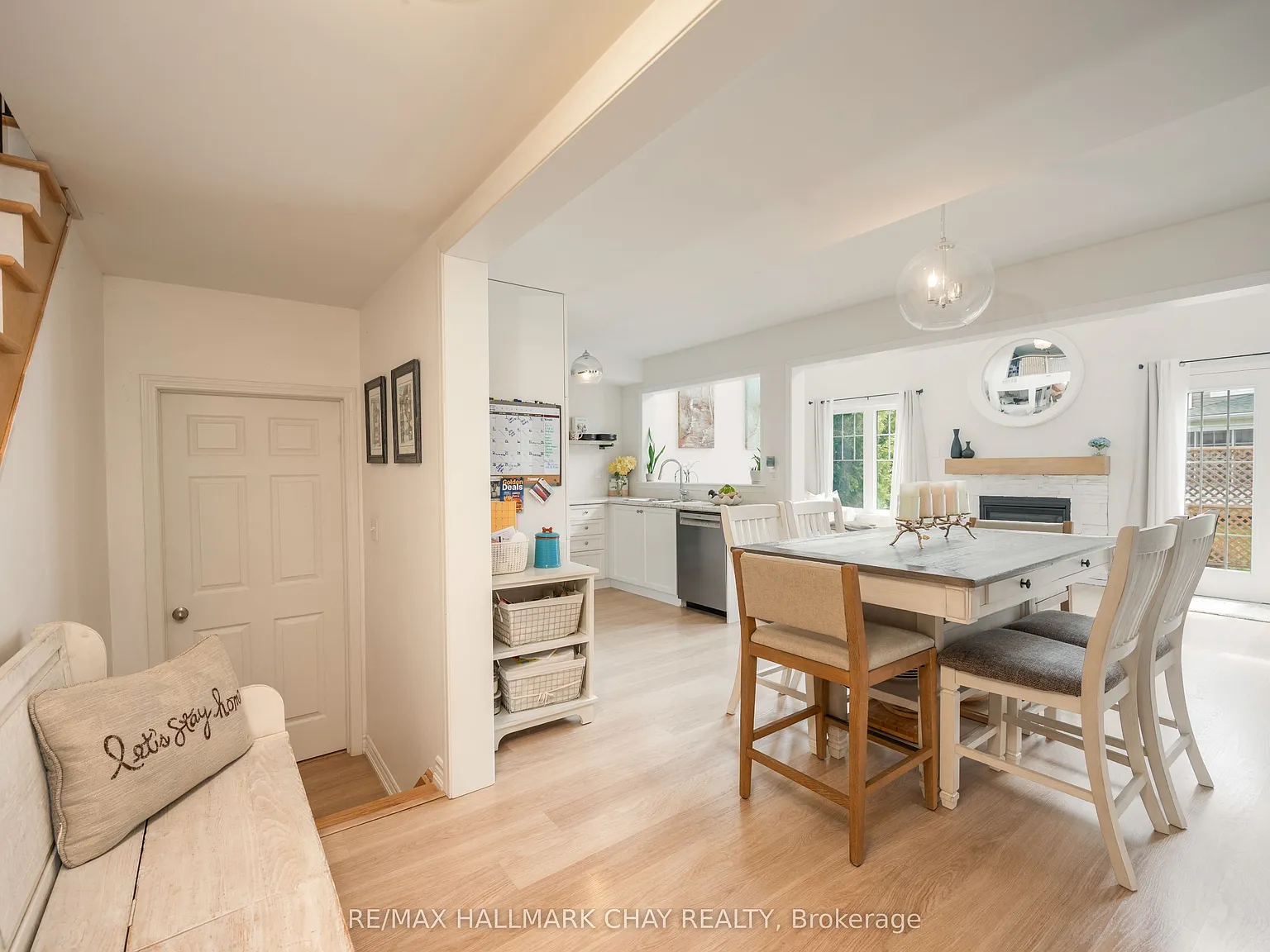 4 bed, $2,900 — Photo 3
