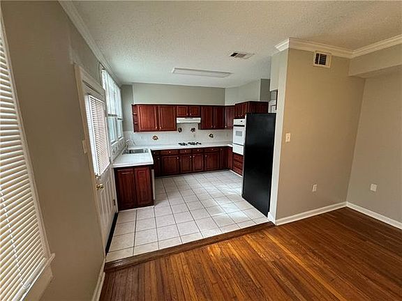 3rd image of 2808 Soniat St