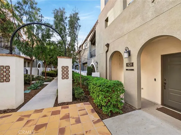 928 E Twill Ct, Anaheim, CA 92802