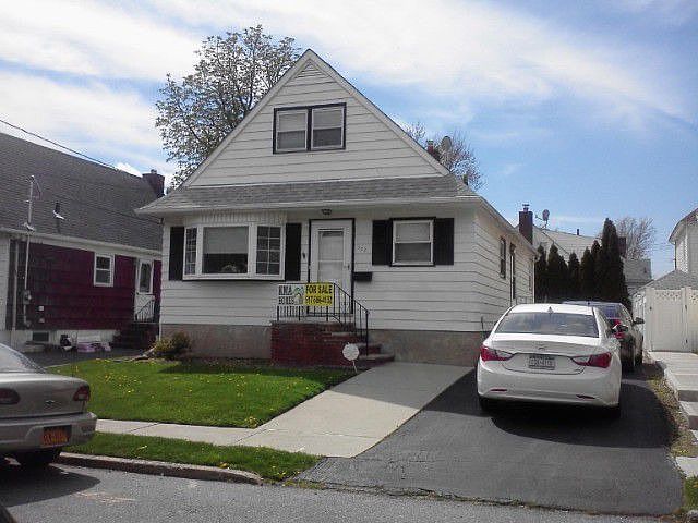 1st image of 302 Wardwell Ave