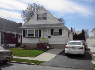 302 Wardwell Ave, Staten Island, NY 10314
