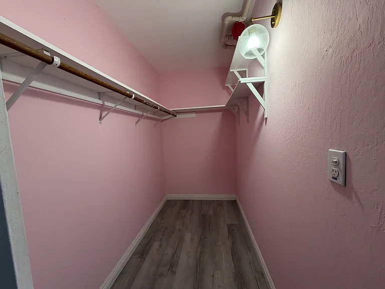 801 Franklin St #104 — Photo 16