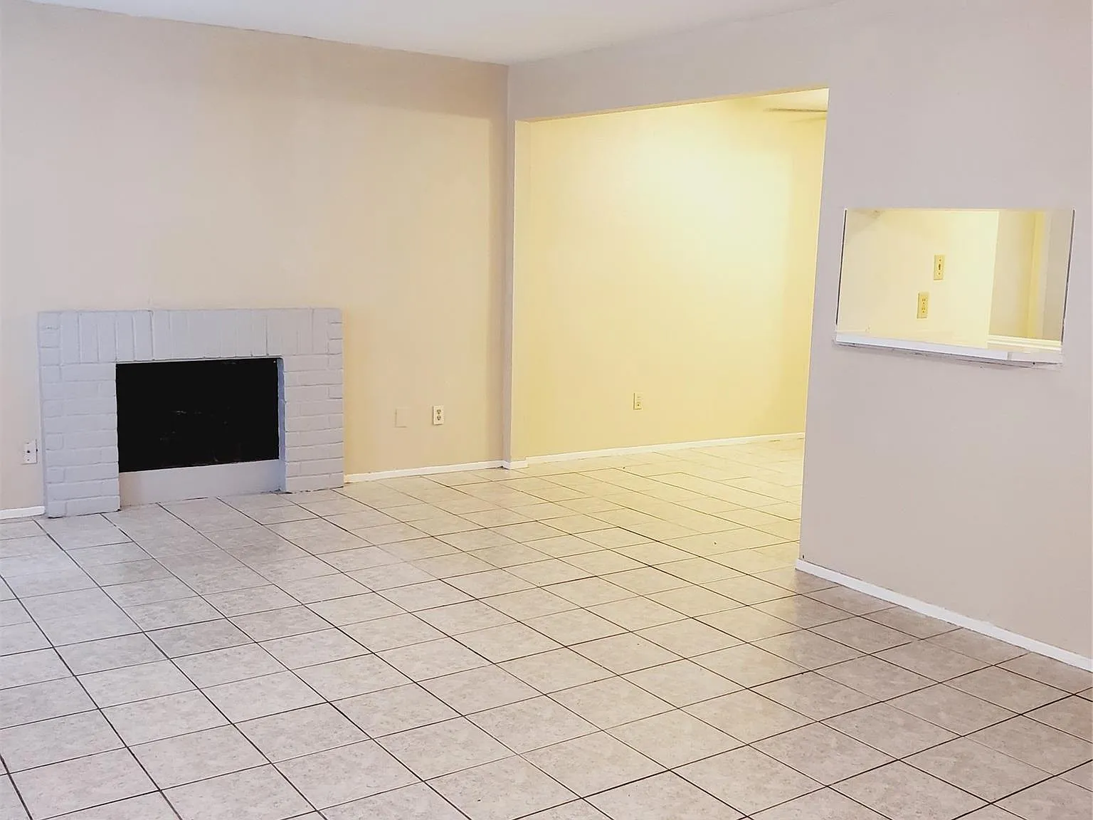 2 bed, 2.0 bath, 1080 sqft, $1,100 — Photo 4