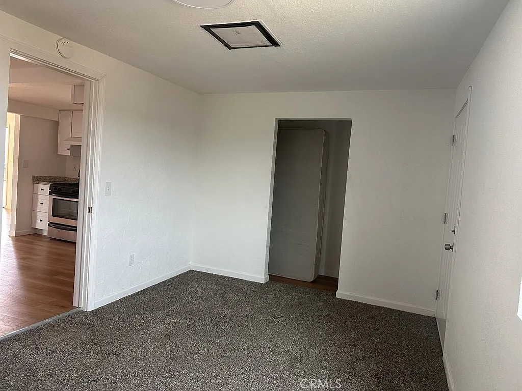 2 bed, 712 sqft, $1,295 — Photo 4