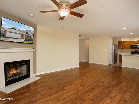 4th image of 5246 Brig Ln