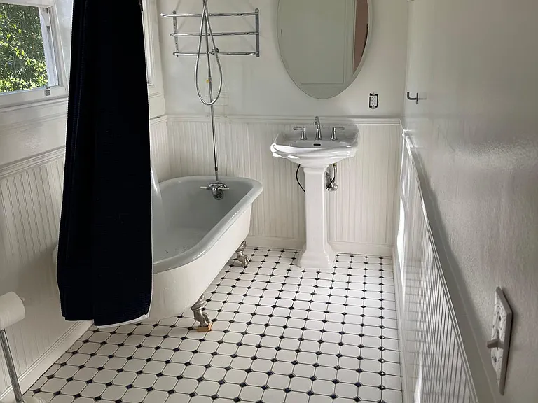 254 Redwood Rd — Photo 14
