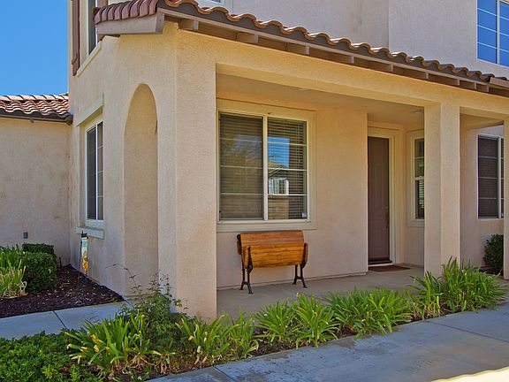 4th image of 34911 Wintergrass Ct