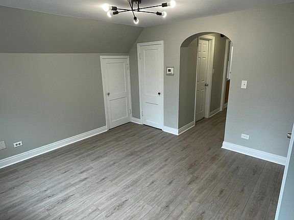 2nd image of 1308 Oak Park Ave APT 3