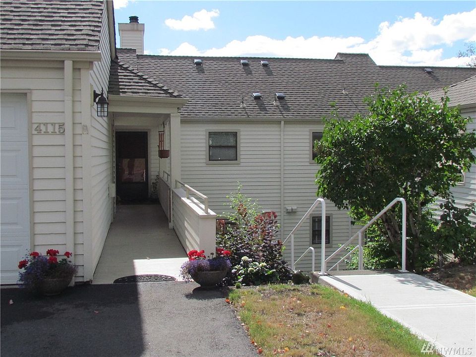 1st image of 4115 223rd Pl SE