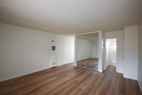 18 S Marguerita Ave #15 Photo 1