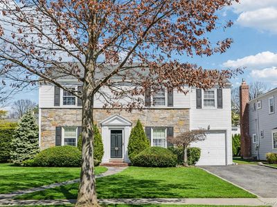 87 Kingsbury Road, Garden City, NY, 11530
