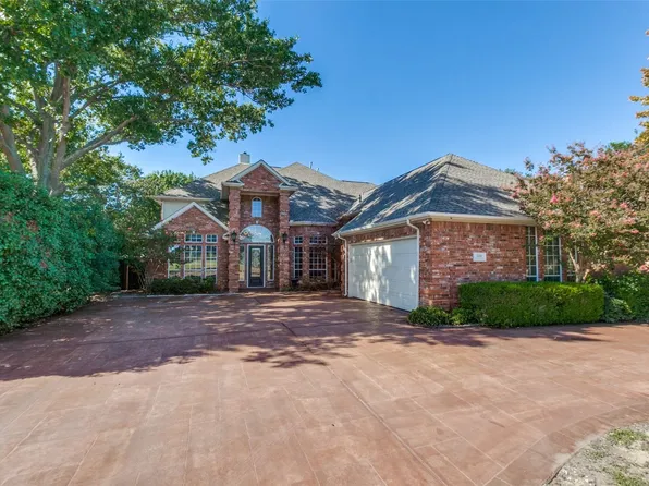 3009 Oak Point Dr, Garland, TX 75044