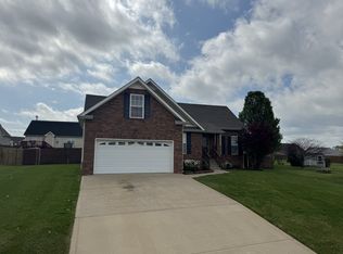 1863 West Ct, Clarksville, TN 37040