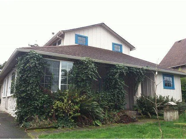 435 Avenue S photo 1
