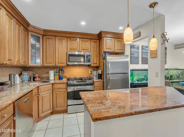 2804 Ridgefield Court #2804, Helmetta, NJ 08828