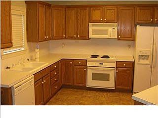 3rd image of 4616 Fairfax Ct