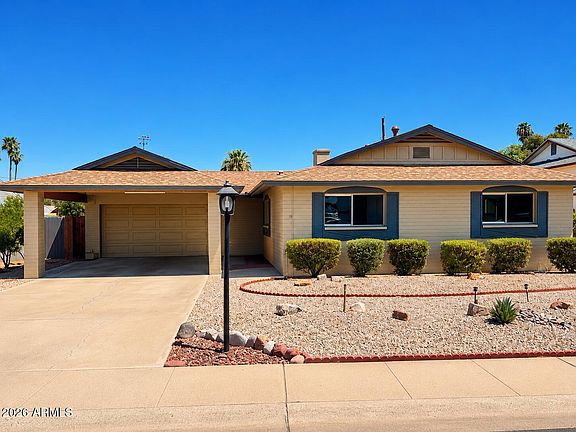 2nd image of 212 E MINTON Drive
