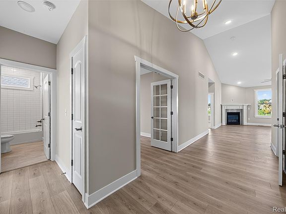 5th image of 617 Round Rock Dr
