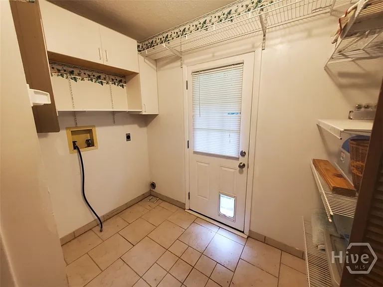 117 Maple Dr — Photo 4