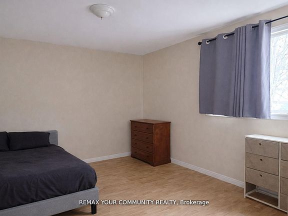 5th image of 3414 Lee Ave