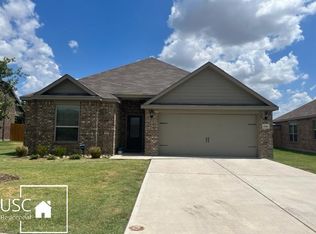 1716 Mackinac Dr, Crowley, TX 76036