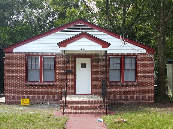 2nd image of 1416 W 15th St #1