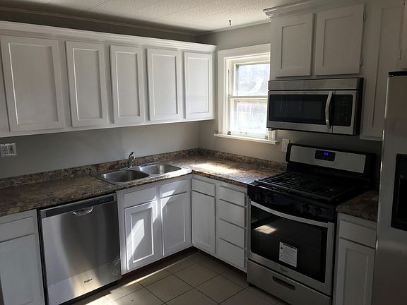 4th image of 9734 McDowell Pl
