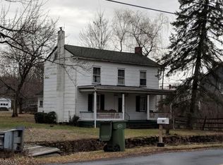 4 Sweet Hollow Rd, Milford, NJ 08848