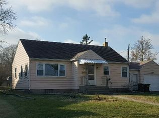 109 E Riverside Dr, Prophetstown, IL 61277