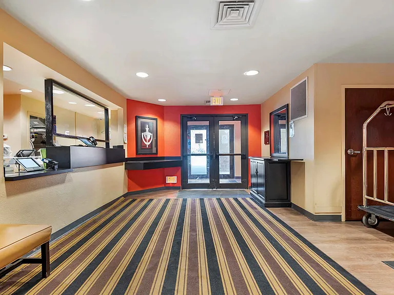 Lobby and Guest Check-in