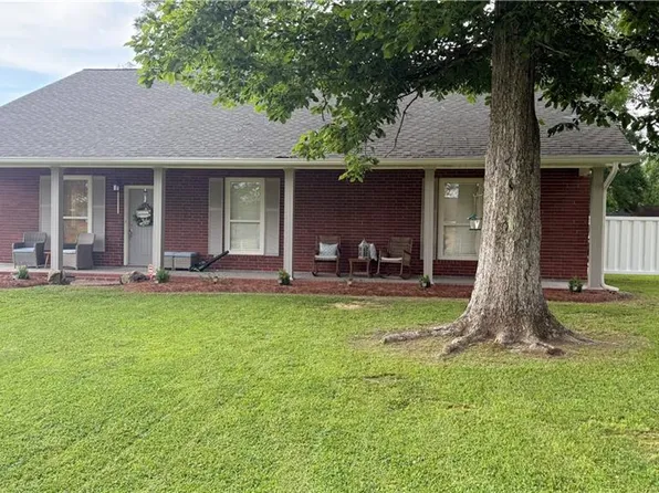 16446 Pernecia Ave, Greenwell Springs, LA 70739