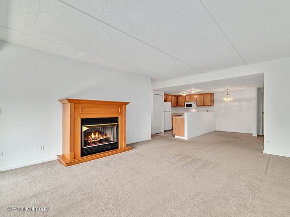 5th image of 1111 Burlington Ave Unit 313