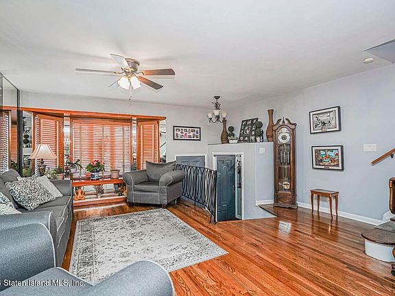 4th image of 27 Gauldy Ave