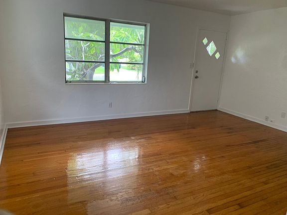 4th image of 5427 8th Ave N
