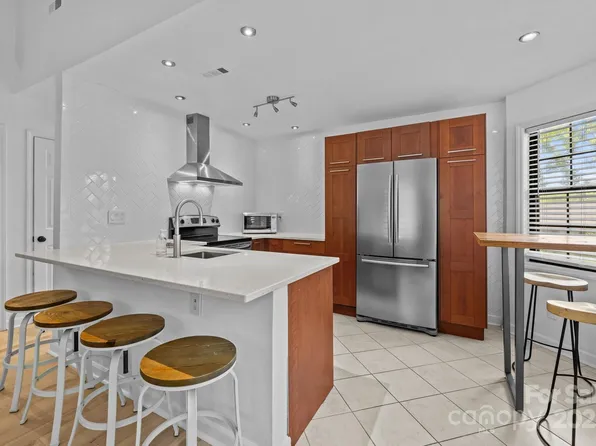 498 Glory Ct, Fort Mill, SC 29715
