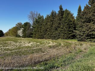 E Round Lake Rd, Laingsburg, MI 48848